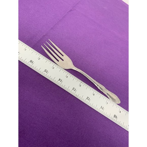 Oneida Fenway Stainless Flatware (4) 6.5" Salad Fork Discontinued Made1991 to 20 - Picture 6 of 6